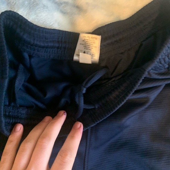 Shorts - Picture 2 of 3